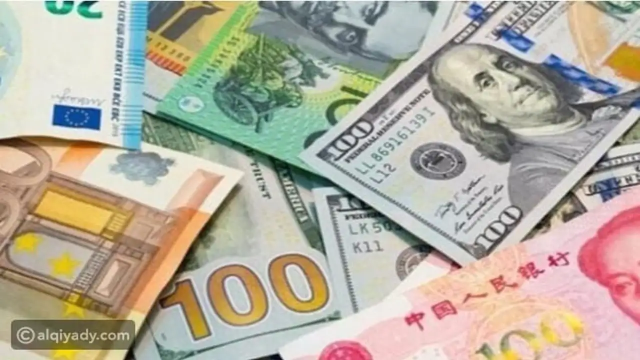 تحركات مستمرة.. أسعار صرف الدولار والعملات العربية والأجنبية داخل البنوك المصرية اليوم